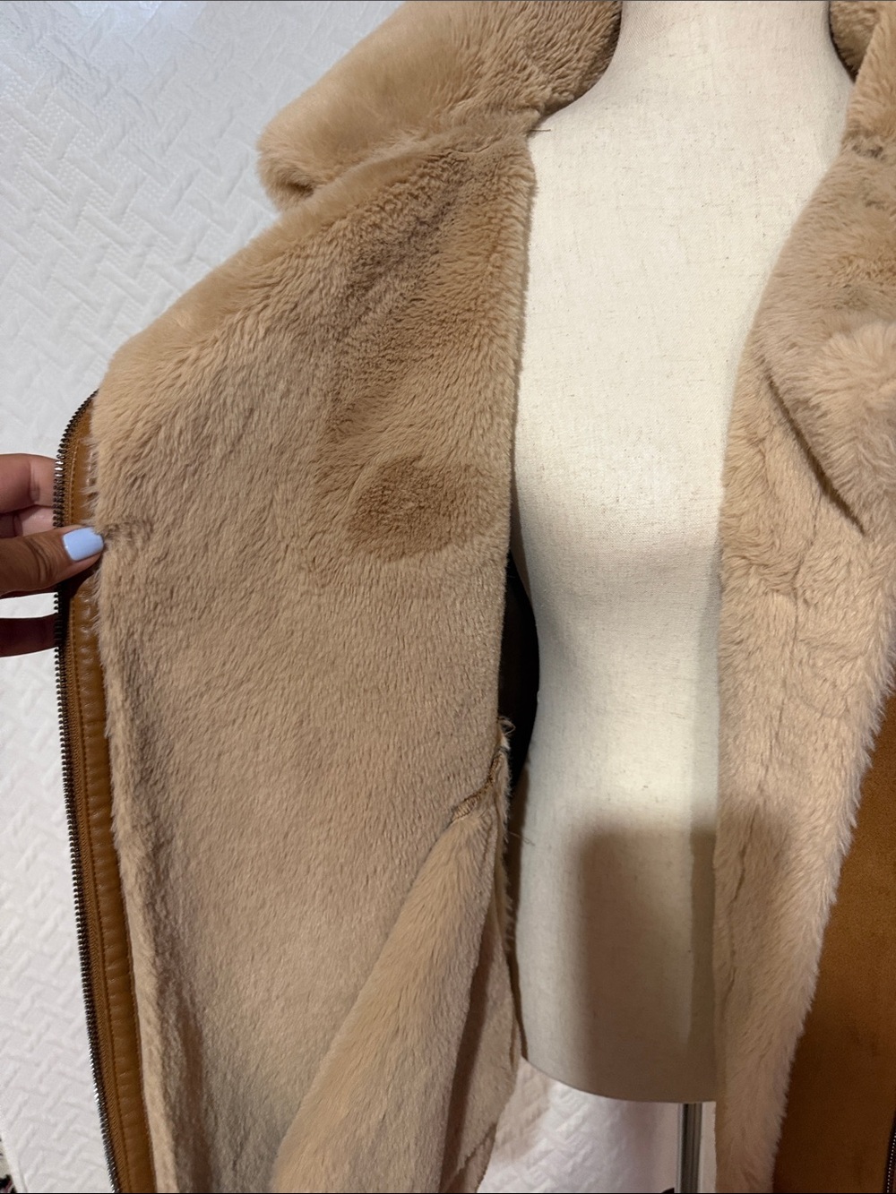 Steve Madden Camel/Tan Teddy Aviator Jacket with Cream Faux Shearling - Picture 2 of 8